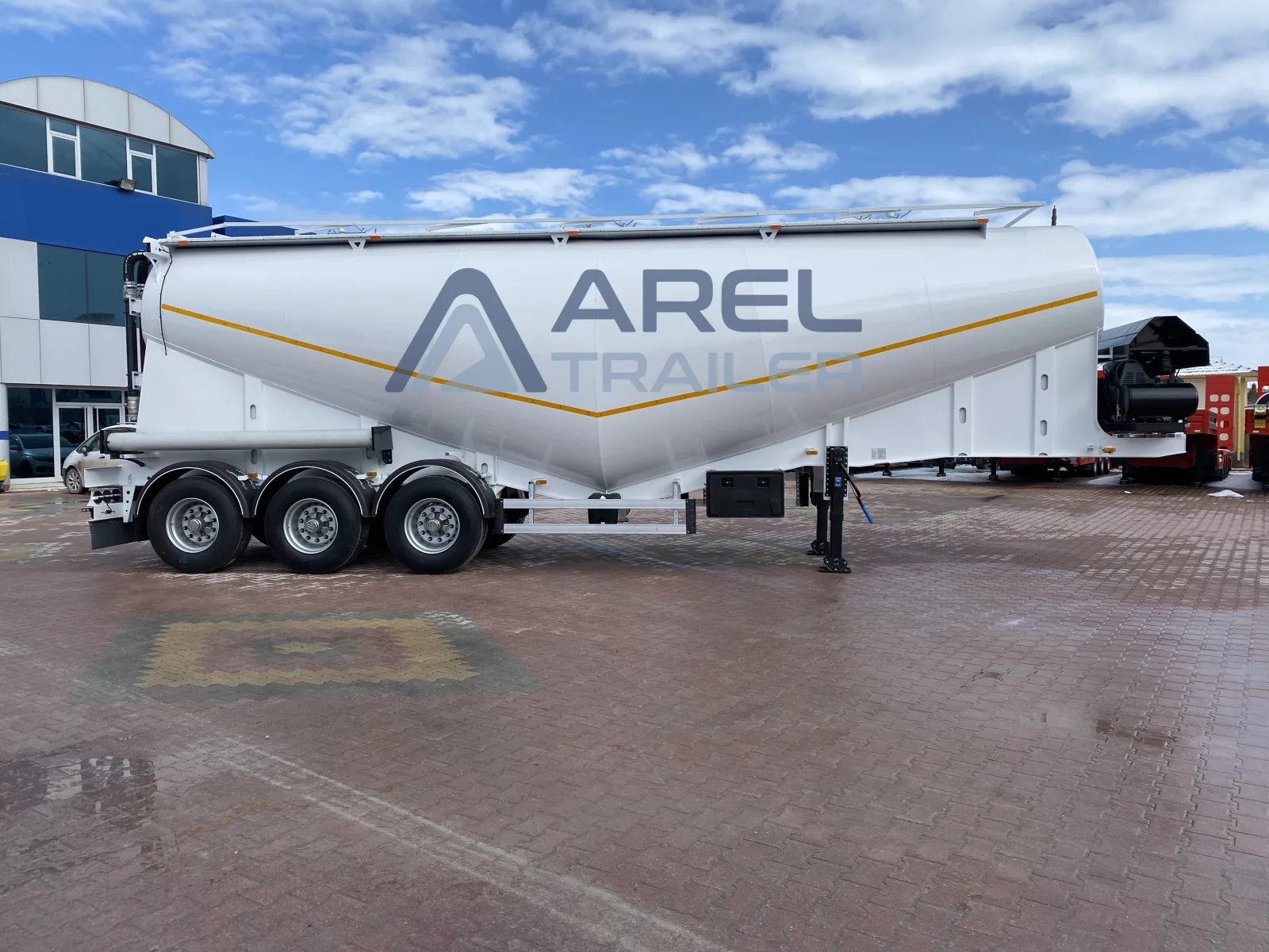 V TYPE SILO CEMENT TANKER SEMI TRAILER