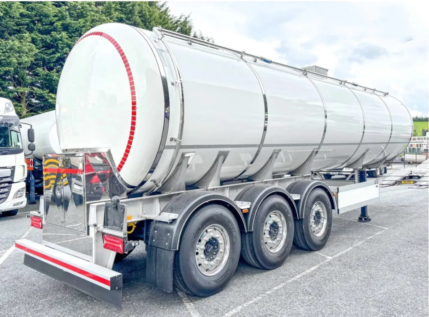 FOODSTUFFS TANKER TRAILER