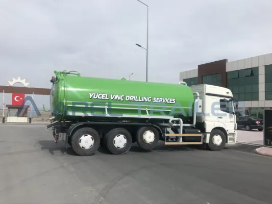 COMBINE SEWER CLEANING VEHICLES